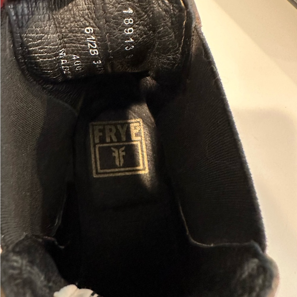 Frye booties size 6.5 - Picture 8 of 8